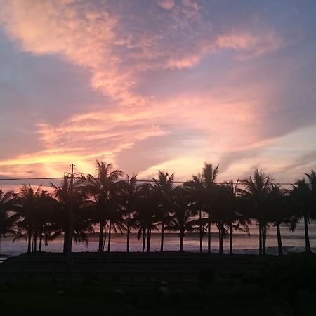 Coconut Beach Homestay Beinan Экстерьер фото